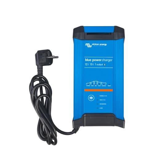 Blue Smart IP22 Charger 12/15 (3) 240 0