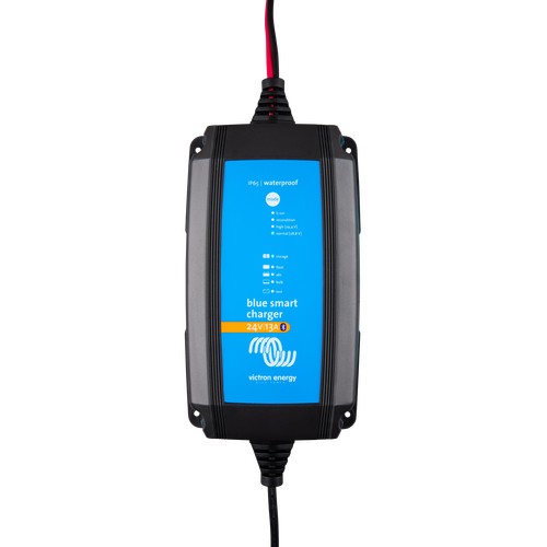 Blue Smart IP65 Charger 24/13 + DC connector
